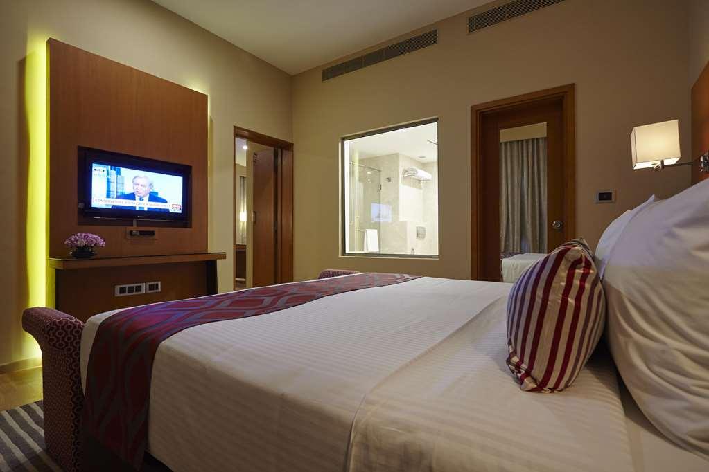 Turyaa Chennai - Omr It Expressway Hotel Room photo